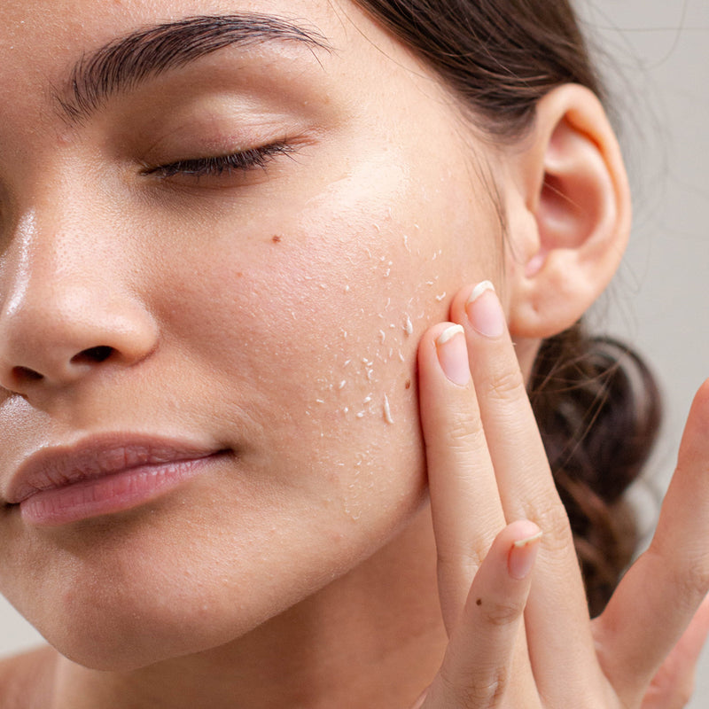HALE Reborn AHA-BHA-PHA Peeling Gel